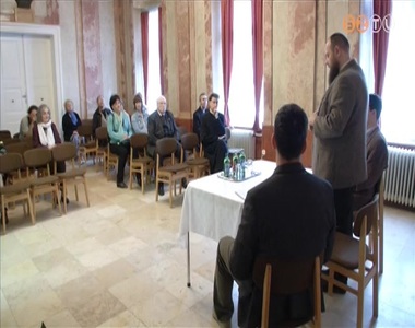 Bemutatták a Géfin Gyula kiskönyvtár első kötetét Bemutatták a Géfin Gyula kiskönyvtár első kötetét