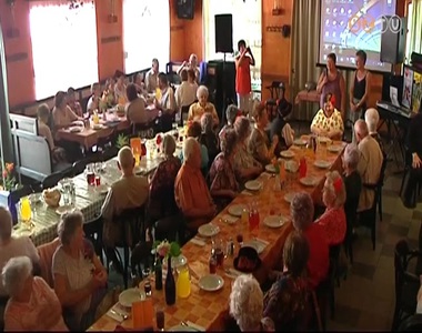 Jubileumi, huszadik gulyáspartijukat rendezték a szombathelyi nyugdíjas klubok Jubileumi, huszadik gulyáspartijukat rendezték a szombathelyi nyugdíjas klubok