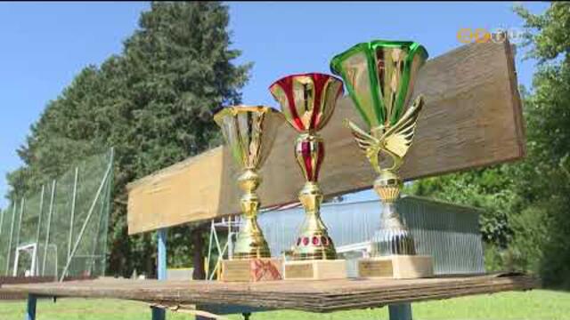 9 versenyző részvételével bonyolították le az egyéni strand lábtenisz-bajnokságot