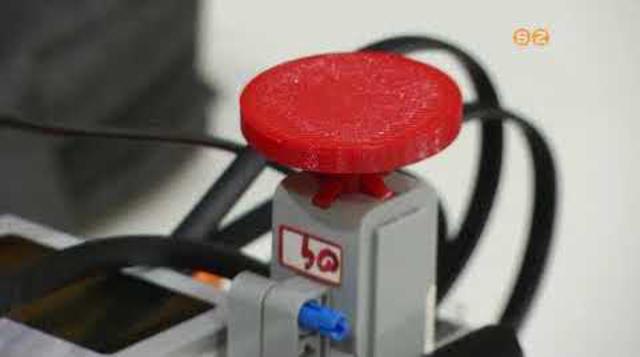 A robotokrl szlt a nap cstrtkn az AGORA-ban