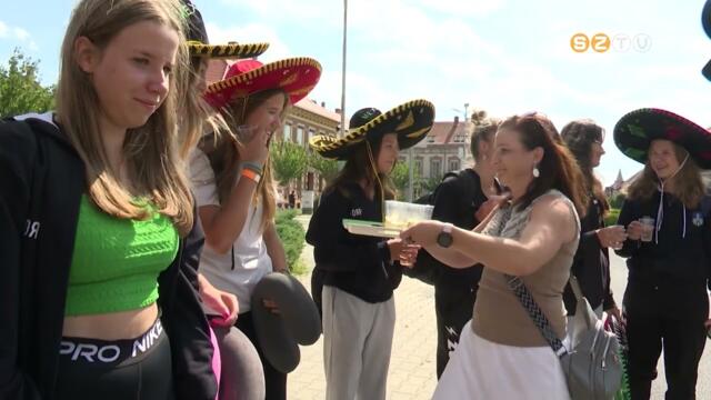 Kis ksssel kedden dlutn hazarkezett a szombathelyi klntmny az 56. Nemzetkzi Dikjtkokrl