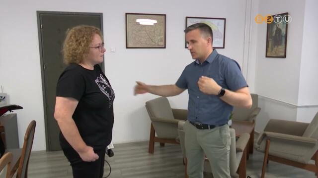 Burkolatfeljtsi munkt vgez a Magyar Kzt a 11-es Huszr t s a Bocskai krt krforgalmban