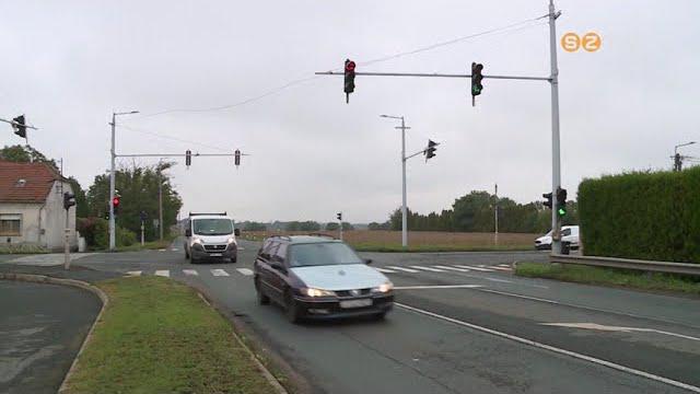 Burkolatmarsi munkt vgez a Magyar Kzt a Rumi t s a 86-os ft keresztezdsben