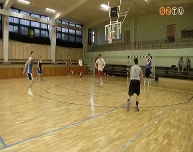 Nyolc között az U18-as kosárcsapat Nyolc között az U18-as kosárcsapat