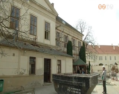 K�t �j �vodai csoporttal b�v�l szeptembert�l a szombathelyi egyh�zmegye �vod�ja