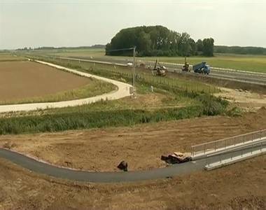 M86 - okt�berre k�sz