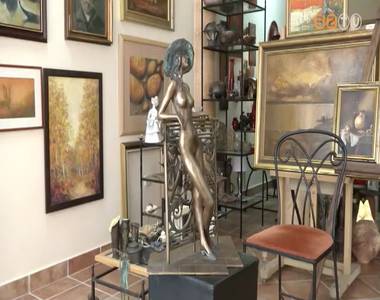 Kutas L�szl� bronz szobraib�l ny�lt ki�ll�t�s az Isis Gal�ri�ban