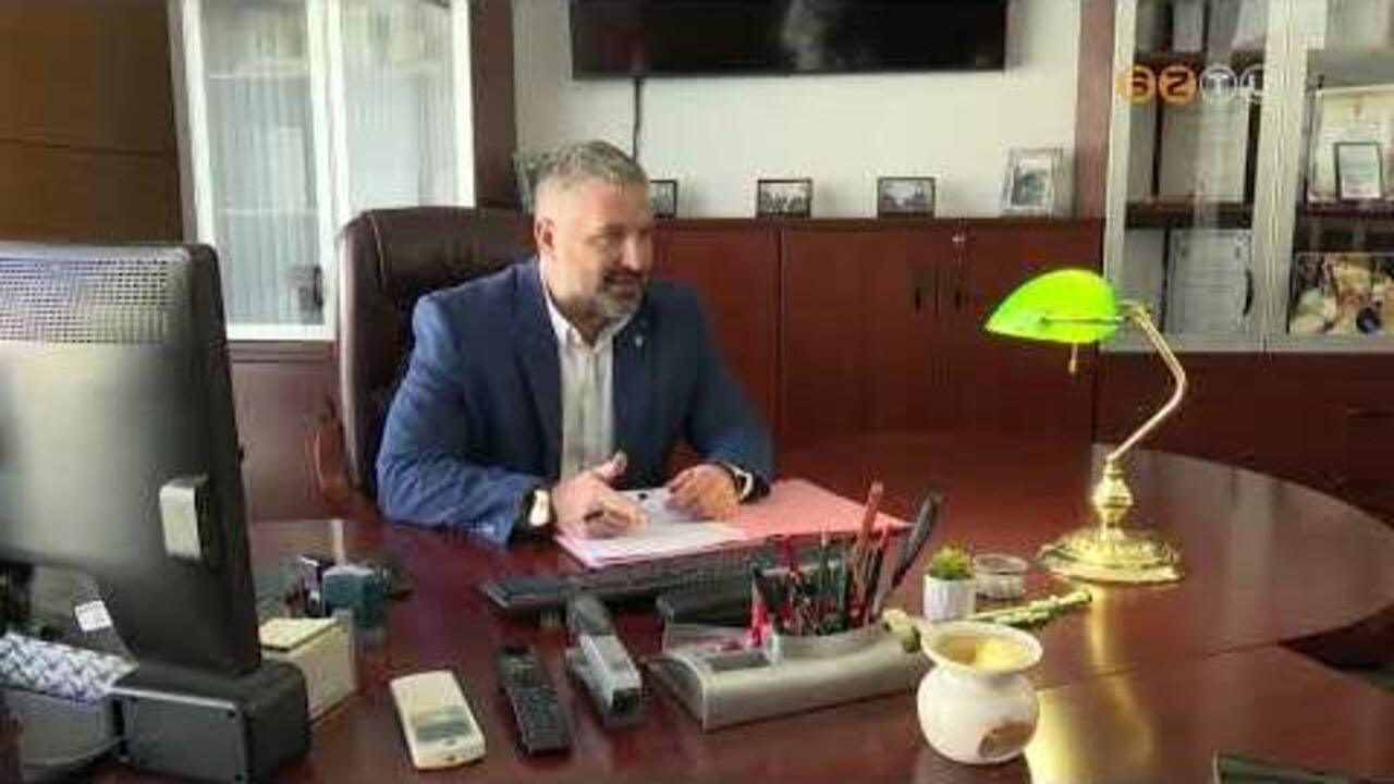 Sikeresen z�rta els� �v�t �j nev�n a V�rosrend�szet