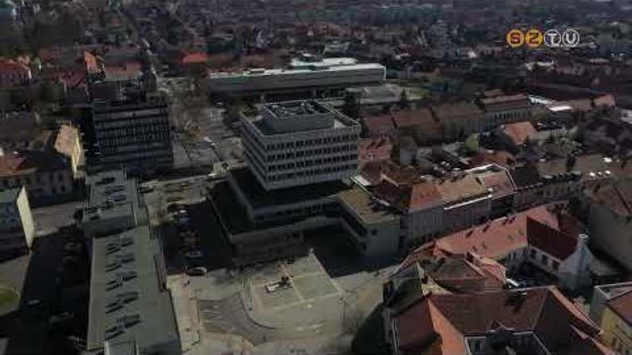 A képviselők nyolc napirendi pontot nyilvánosan, négyet zárt ajtók mögött tárgyalnak A képviselők nyolc napirendi pontot nyilvánosan, négyet zárt ajtók mögött tárgyalnak