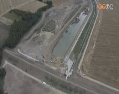 Elkezd�d�tt a dozmati v�zt�roz� felt�lt�se