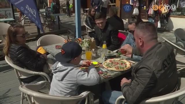 Hatalmas volt az érdeklődés: szombaton megnyithattak a vendéglők teraszai Hatalmas volt az érdeklődés: szombaton megnyithattak a vendéglők teraszai