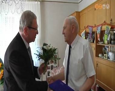 Sz�pkor�t k�sz�nt�tt a polg�rmester