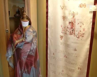 Hitvall�s - Szent M�rton-t�m�j� ki�ll�t�s