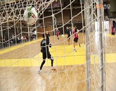 �j edz�vel k�sz�lnek a futsalosok