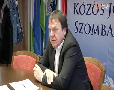 A k�lts�gvet�ssel kapcsolatban tartott sajt�t�j�koztat�t Moln�r Mikl�s alpolg�rmester