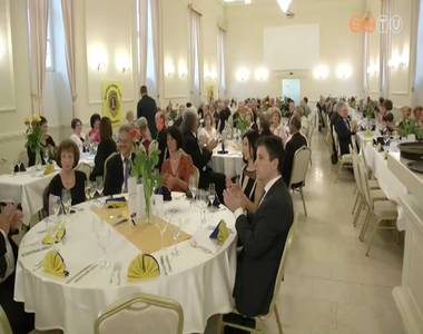 Megtartotta hagyom�nyos tavaszk�sz�nt� j�t�konys�gi estj�t a Savaria Lions Club