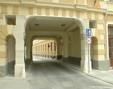 Megnyitott�k a Megyeh�za mellett tal�lhat� �tj�r�l a forgalom el�tt