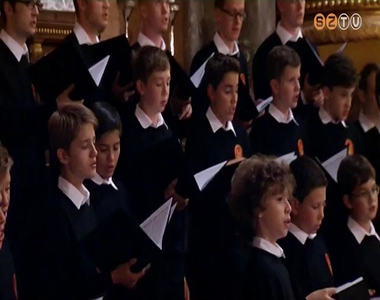 Az augsburgi fi�k�rus koncertje a sz�kesegyh�zban