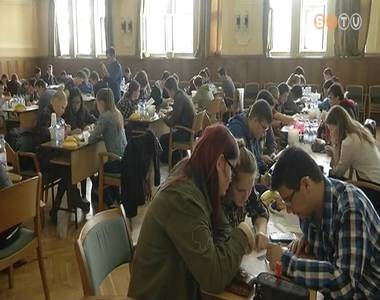 Szerd�n zajlott a k�z�piskol�sok Szerethet� Matematika versenye