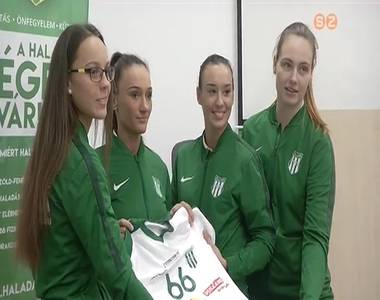 N�gy �j k�zilabd�s a Halin�l