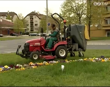 Tavaszi tereprendezési munkák a városban Tavaszi tereprendezési munkák a városban