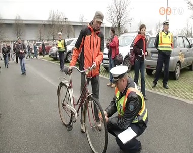 K�zlekedj biztons�gosan munk�ba j�vet-menet