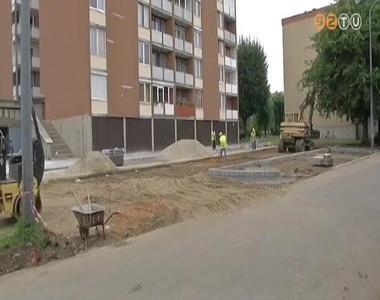 Készül az új parkoló a Mikes Kelemen utcában Készül az új parkoló a Mikes Kelemen utcában