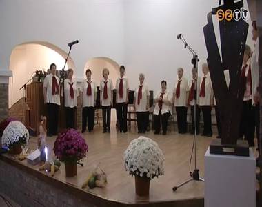 Fenn�ll�s�nak 10. �vfordul�j�t �nnepelte az �szir�zs�k K�rusa