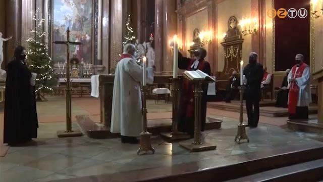 A Krisztus-hívők egységéért fohászkodnak a különböző felekezetek tagjai A Krisztus-hívők egységéért fohászkodnak a különböző felekezetek tagjai