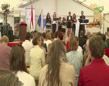 Megyenap a Szajki-tavakn�l