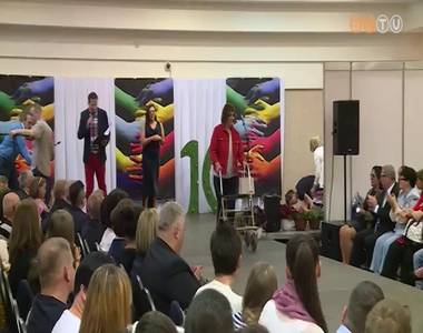 Jubileumot �nnepelt a Divatbemutat� kicsit m�sk�pp