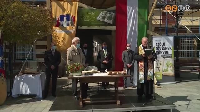 Szőlő Jövésnek Könyve ünnep Szőlő Jövésnek Könyve ünnep