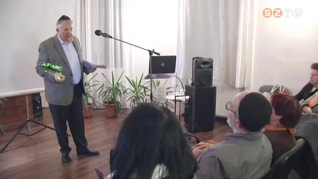 Szita Szabolcs történész előadása az Őszi Zsidó Szabadegyetemen Szita Szabolcs történész előadása az Őszi Zsidó Szabadegyetemen