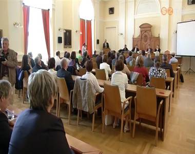 Gazdas�gi konferencia