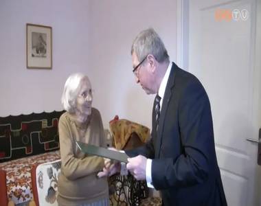 Szépkorúak köszöntése Szépkorúak köszöntése