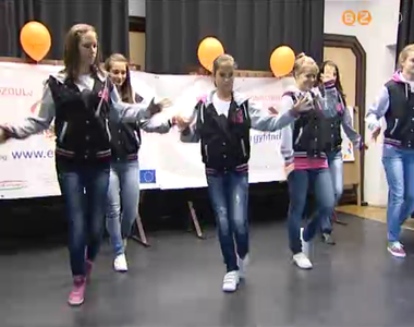 Csal�di napot tartottak Gencsap�tiban