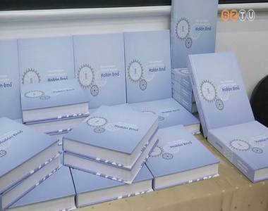 Holl�n Ern�r�l sz�l� k�nyv jelent meg