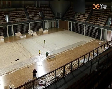 Meg�jul az Ar�na