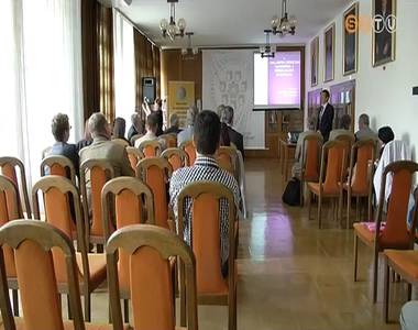Hullad�kgazd�lkod�si konferencia napot tartottak az egyetemen