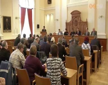 �prilis elsej�ig l�trej�nnek az �j, r�gi�s hullad�kgazd�lkod�si k�zszolg�ltat� c�gek