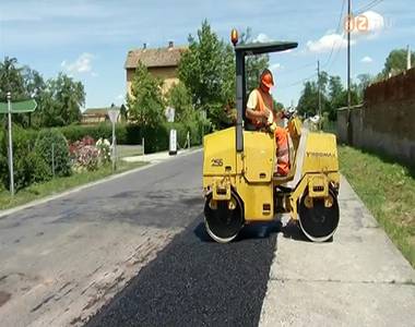 �tfel�j�t�sok a megy�ben