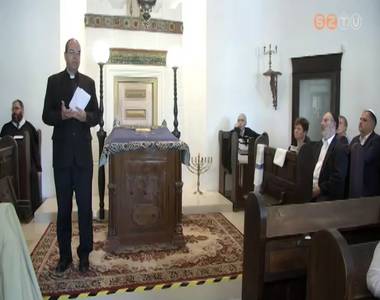 Megeml�kez�s a a holokauszt 75. �vfordul�j�n