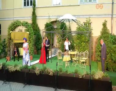 Szerelmi �zletek c�mmel Vall� P�ter rendezi az idei karnev�lsz�nh�zi darabot