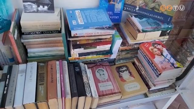 Könyvcserélde működik a Herényi piacon Könyvcserélde működik a Herényi piacon