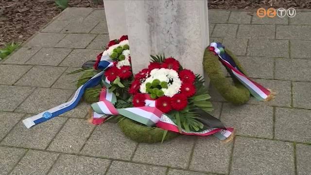 Megkoszorúzták gróf Batthyány Lajos szobrát Megkoszorúzták gróf Batthyány Lajos szobrát