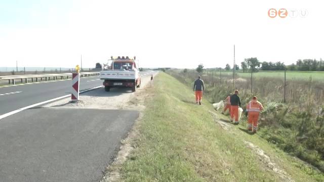 Országosan mintegy 12 ezren vettek részt a Magyar Közút szemétgyűjtési akciójában Országosan mintegy 12 ezren vettek részt a Magyar Közút szemétgyűjtési akciójában