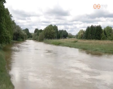 Elv�gezte az �rv�zv�delmi m�vek, t�lt�sek, t�roz�k fel�lvizsg�lat�t a V�z�gyi Igazgat�s�g