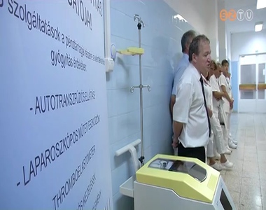 Modern m�szereket kapott a k�rh�z