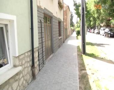 Fel�j�tottak t�bb mint 300 m�ternyi j�rd�t a keleti v�rosr�szen