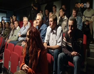 Buszsof�r�k a sz�nh�zban